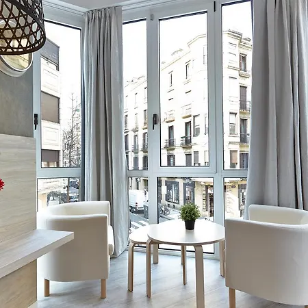 ゲストハウス ペンシオン ペニャフロイダ 2*