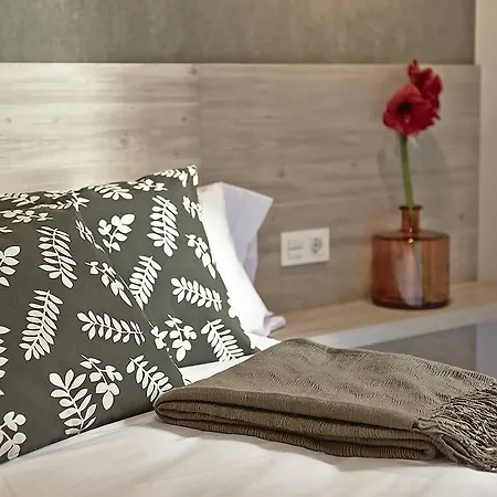 ゲストハウス ペンシオン ペニャフロイダ